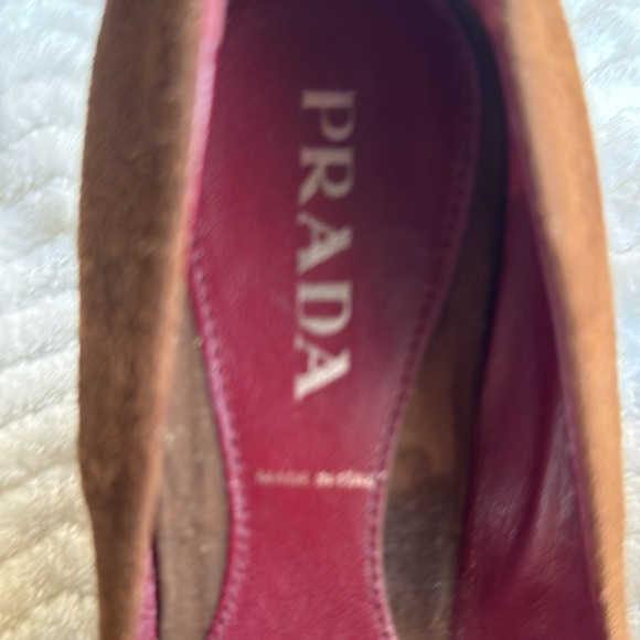 PRADA BROWN SUEDE LEATHER - Picture 5 of 11